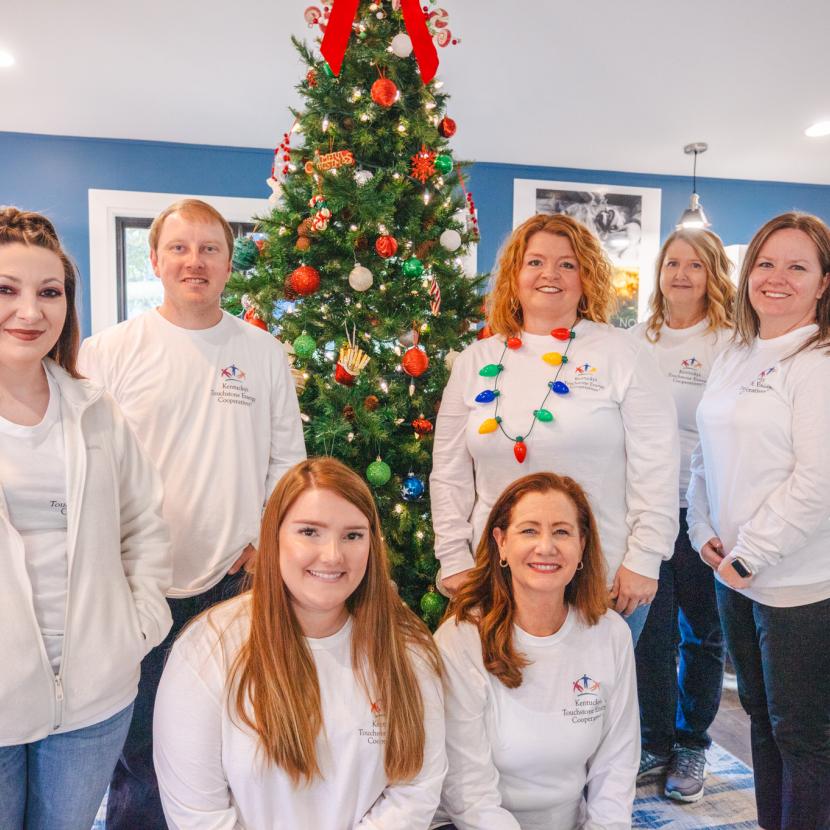 RMH Holiday Decorating